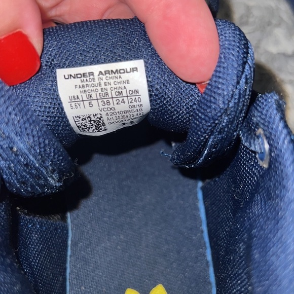 Under Armour Steph Curry 2.5 GS ‘Dub Nation Boy’s Basketball Sneakers - Picture 9 of 9